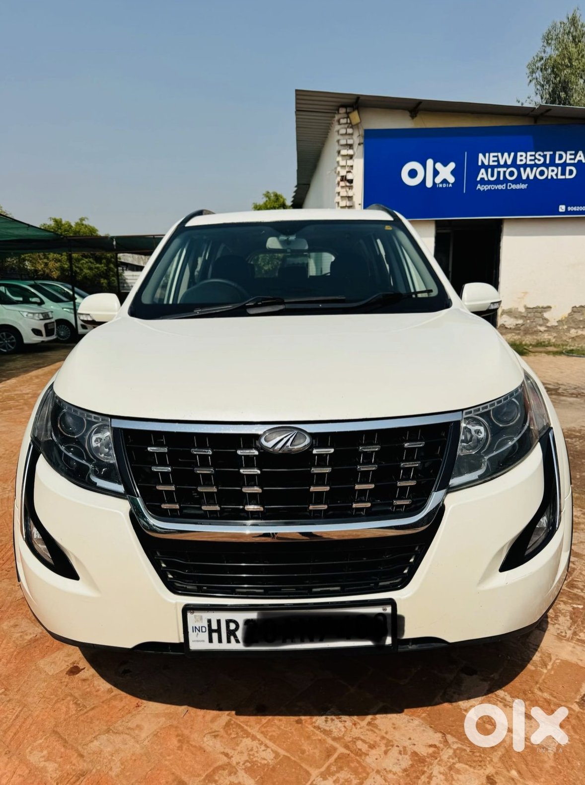 Xuv500 Diesel Suv – Immaculate