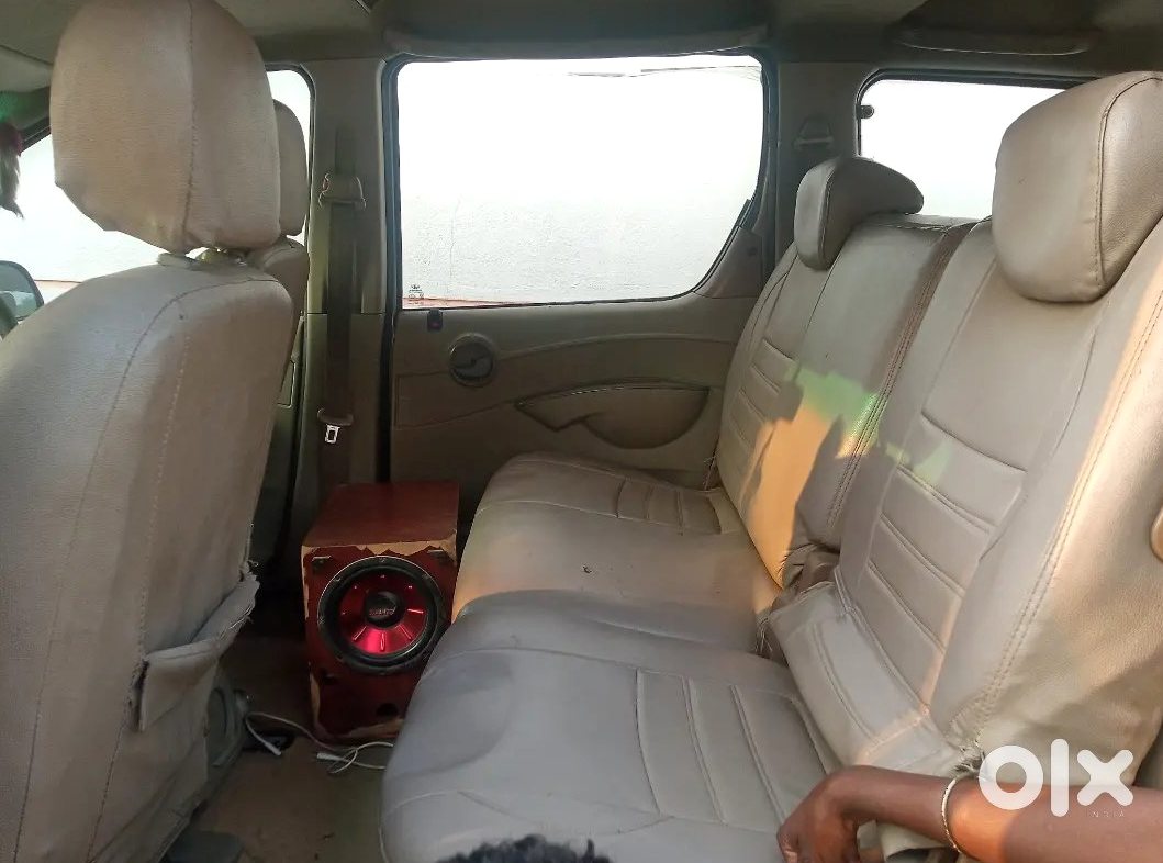 Maruti Baleno 2012 - Hatchback Style