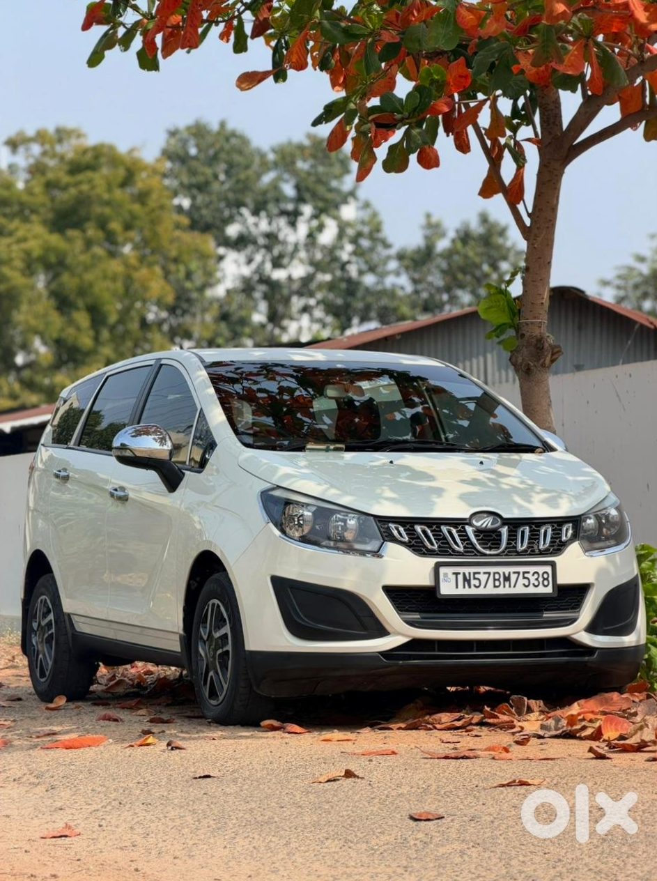 2018 Mahindra Marazzo - Family Car