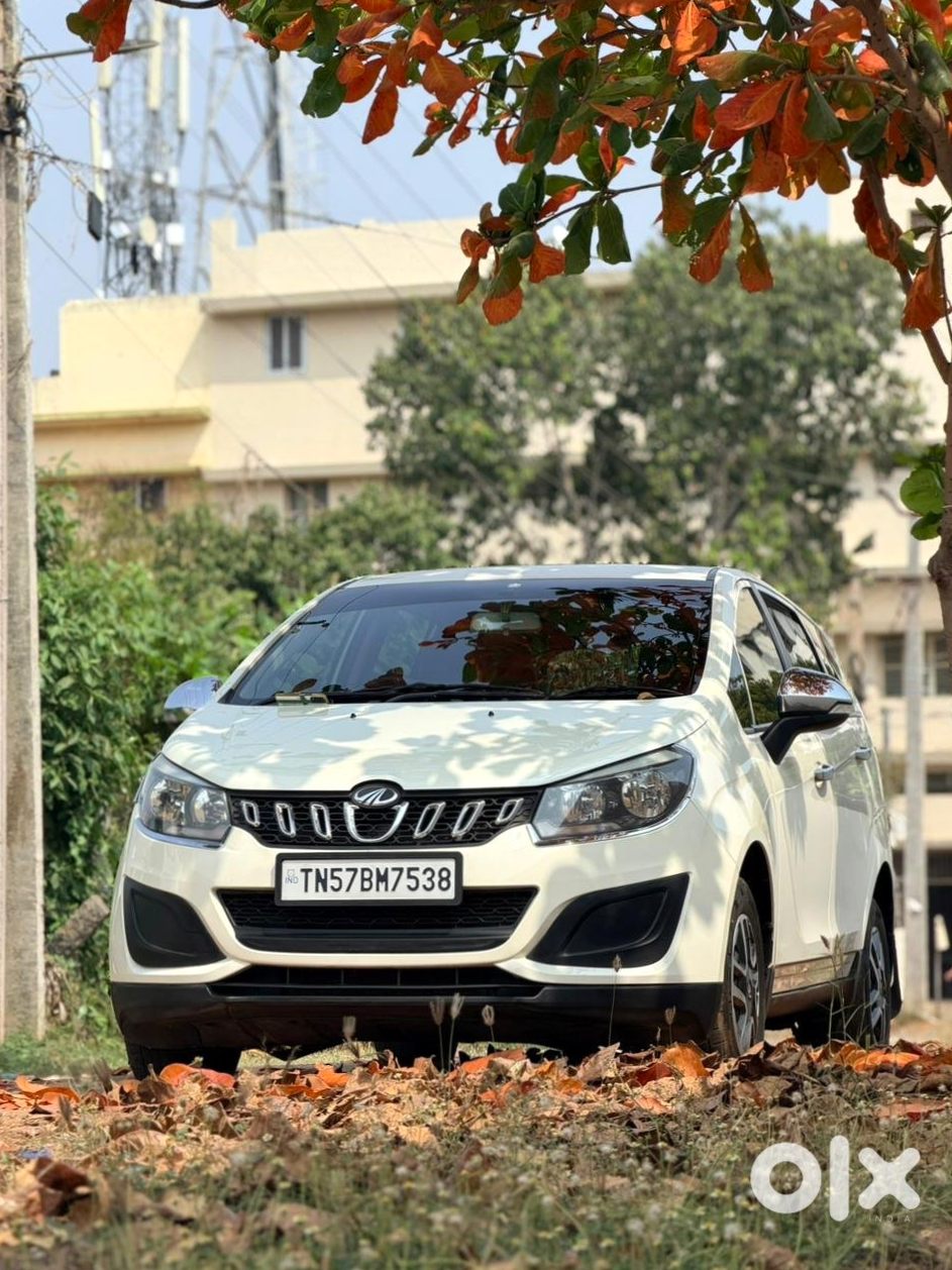 2018 Mahindra Marazzo - Family Car