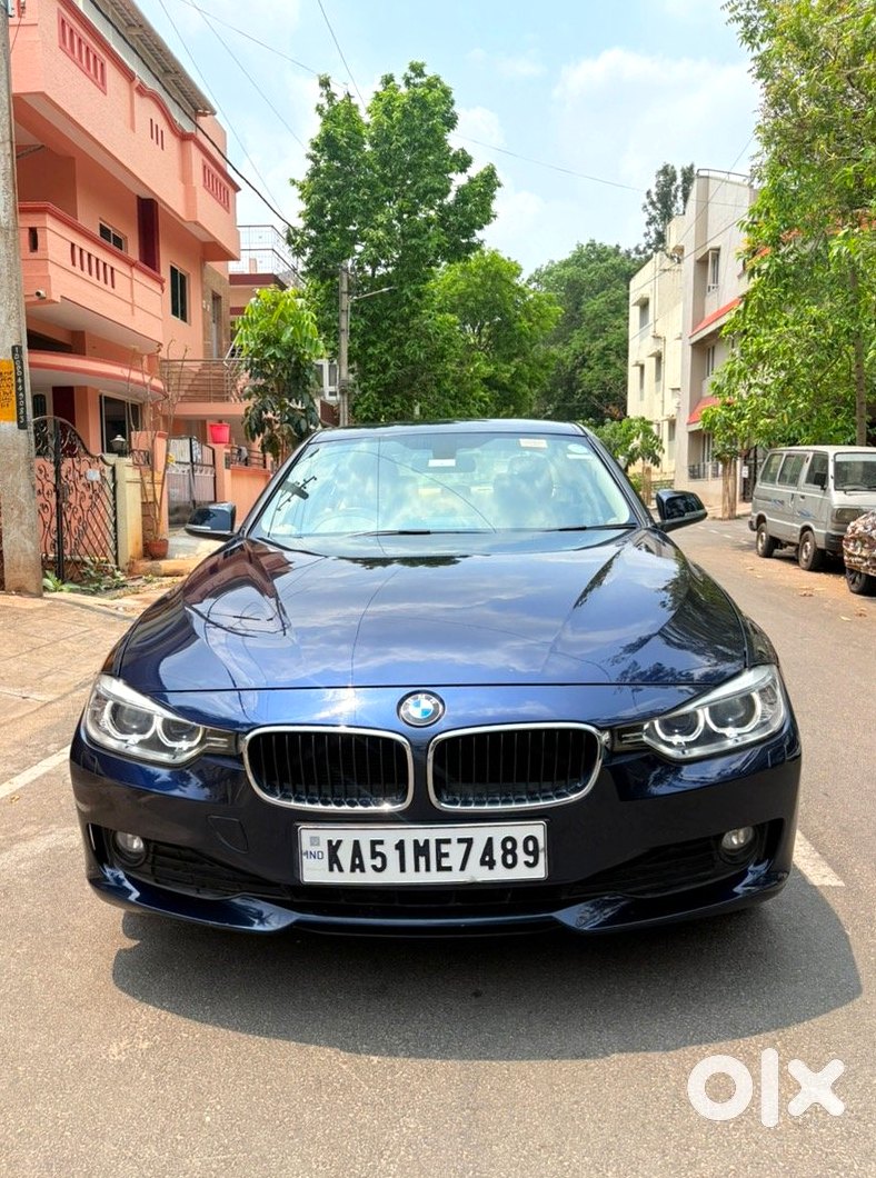 Bmw 3 Series Luxury - 2023