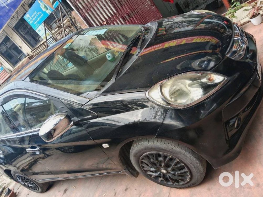 2022 Honda Amaze | ₹385k | 30,474km | Petrol | Manual