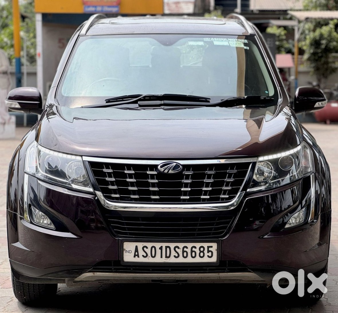 2012 Mahindra Xuv500 - Office Use Car