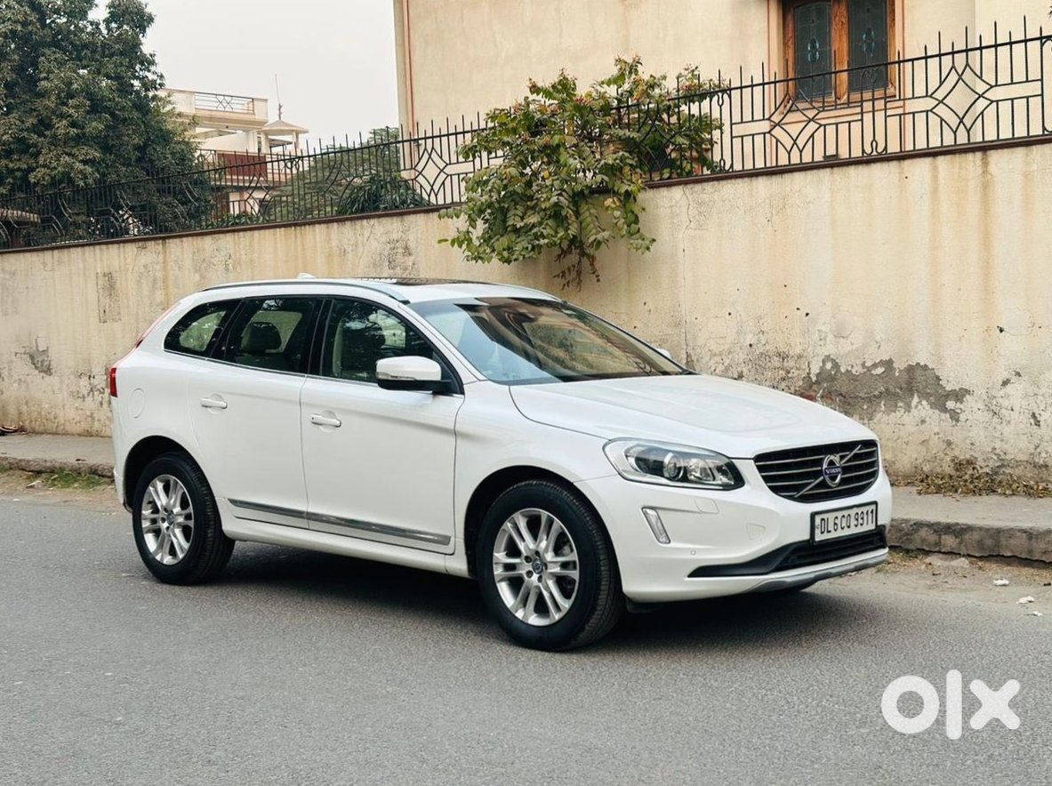 Volvo Xc60 2023 - Swedish Luxury