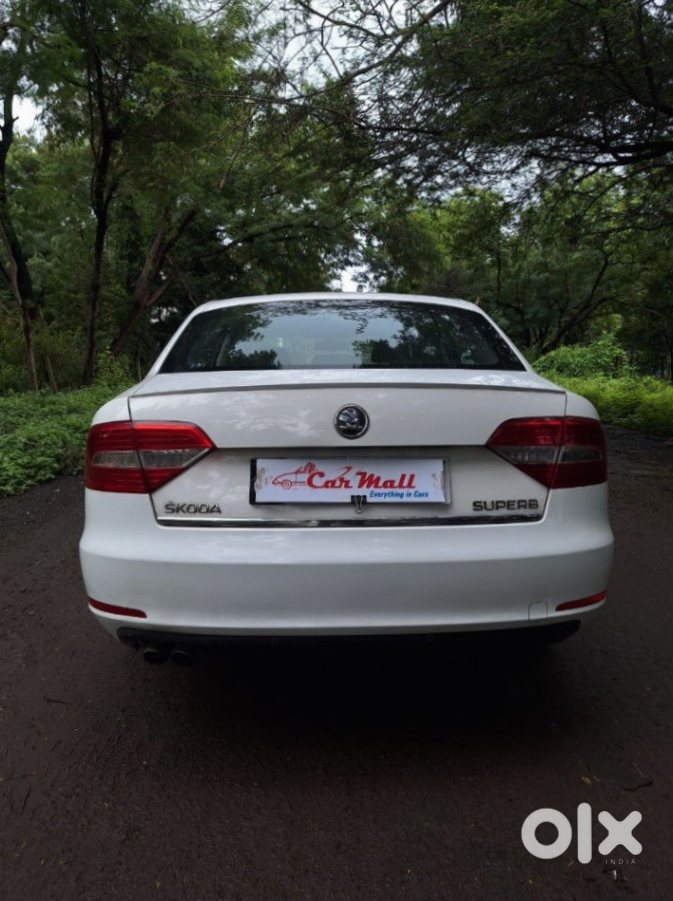 2019 Skoda Superb Petrol