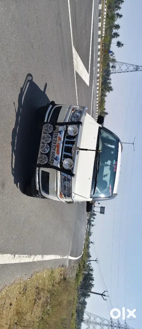 Mahindra Xylo 2010