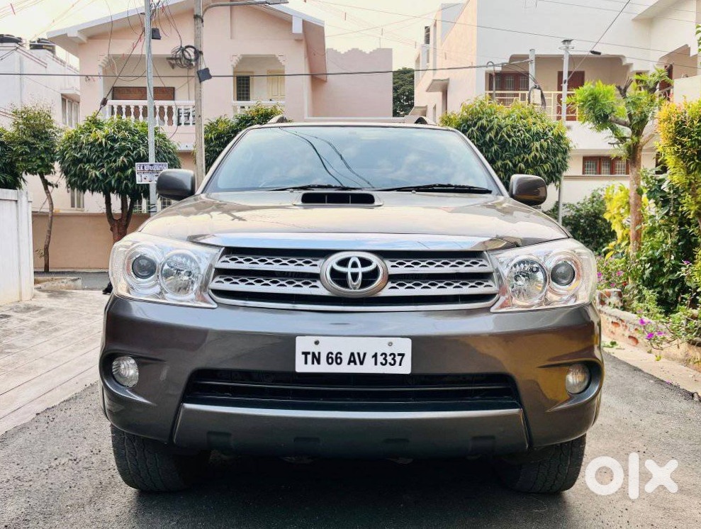 Urgent - 2010 Toyota Fortuner Automatic