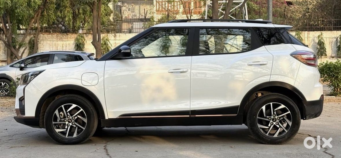 Urgent Sale - 2024 Mahindra Xuv400 Ev