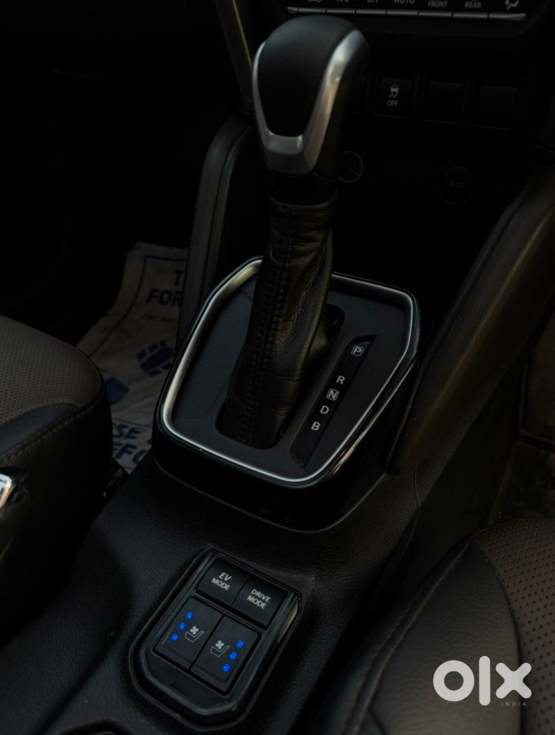 2024 Toyota Urban Cruiser Hyryder - Almost New