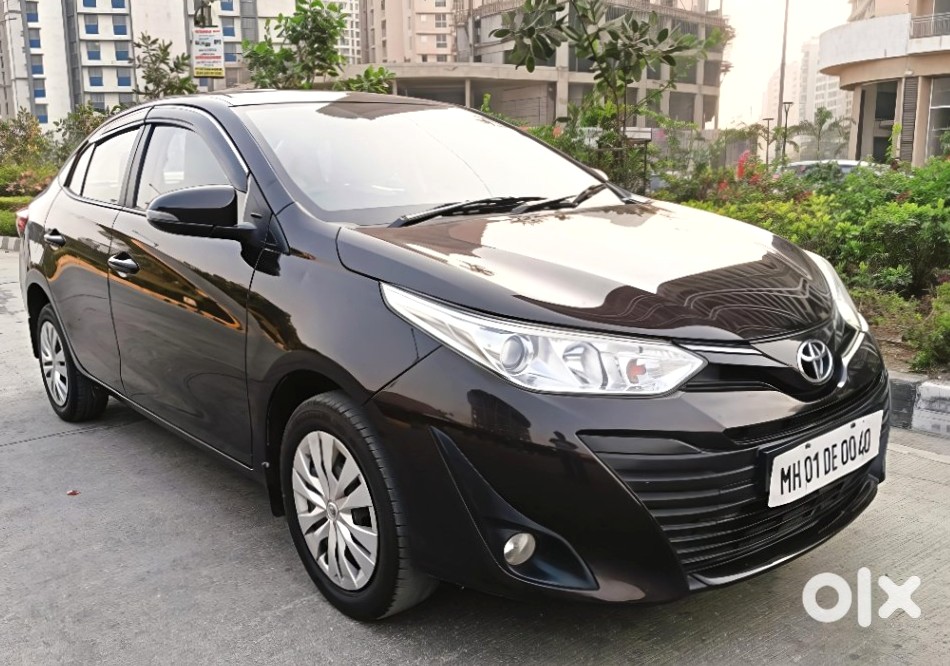 Mahindra Tuv 300 Automatic 2017