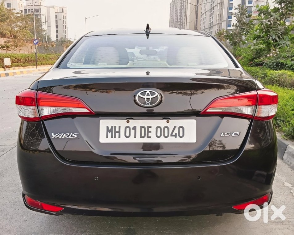 Mahindra Tuv 300 Automatic 2017