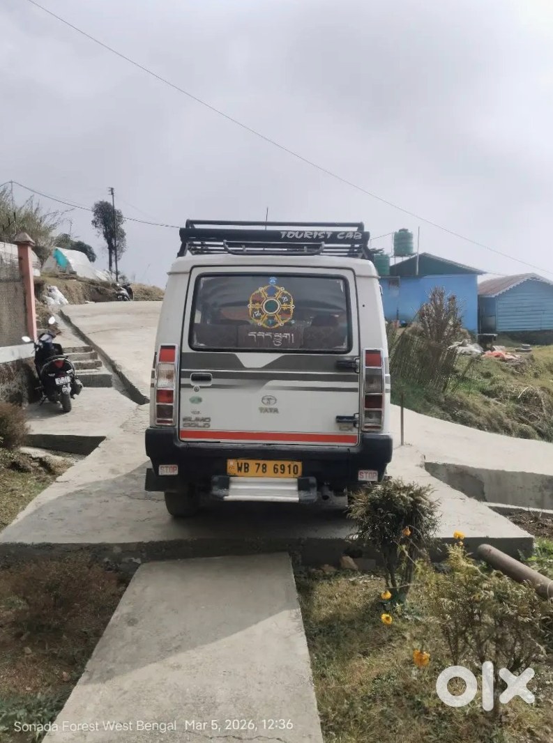 Selling Tata Sumo Gold