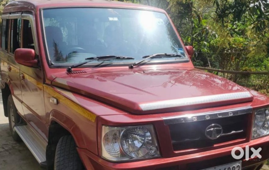 Selling Tata Sumo Gold