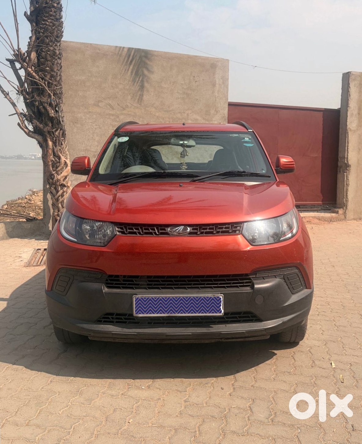 2016 Mahindra Kuv 100 Petrol Manual