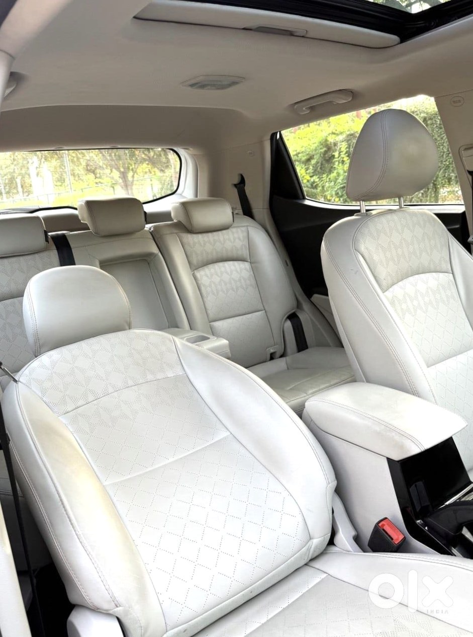 2024 Mahindra Xuv400 Ev | Almost New | Single Owner