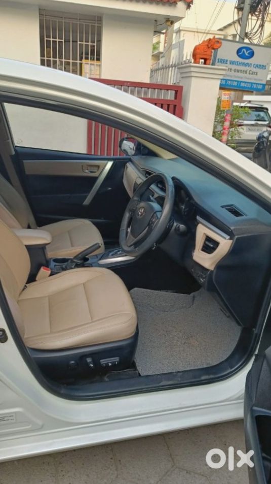 Toyota Corolla Altis Electric 2015