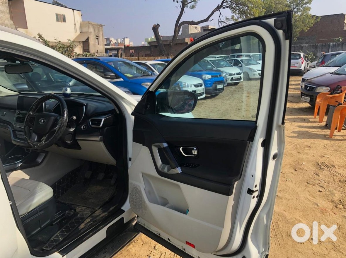 2022 Tata Safari | Manual Diesel