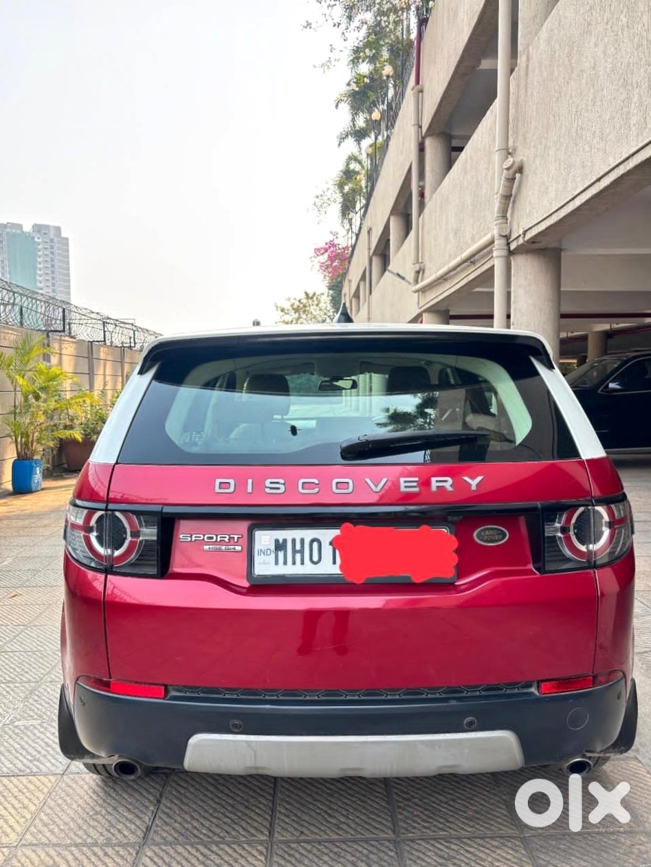 Land Rover Discovery Sport - Luxury Suv