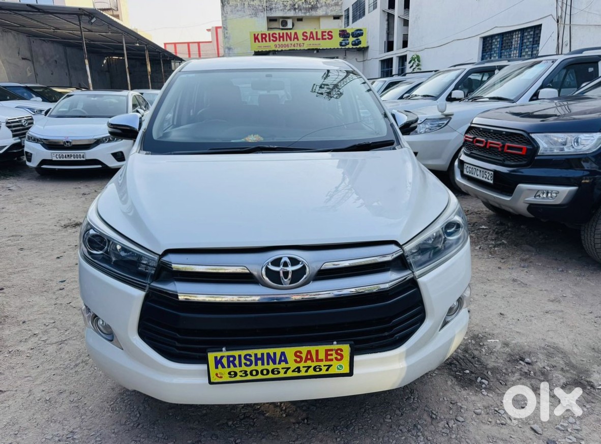 2019 Toyota Innova Crysta Petrol At