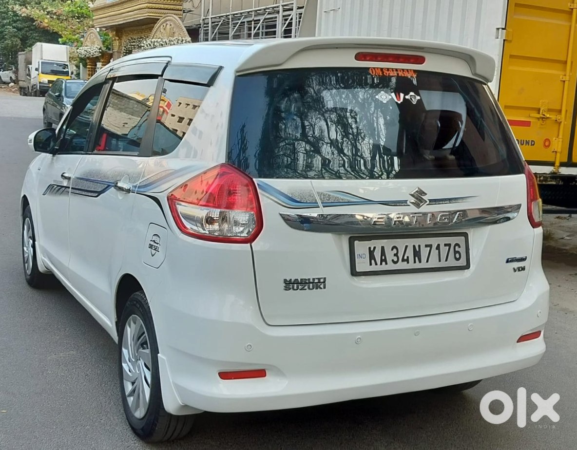 Ertiga 2022 Family Car Cng