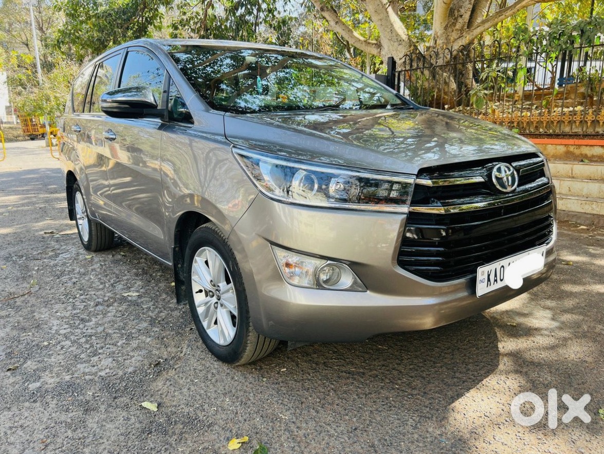 Toyota Innova Crysta 2018 Automatic - Best Offer