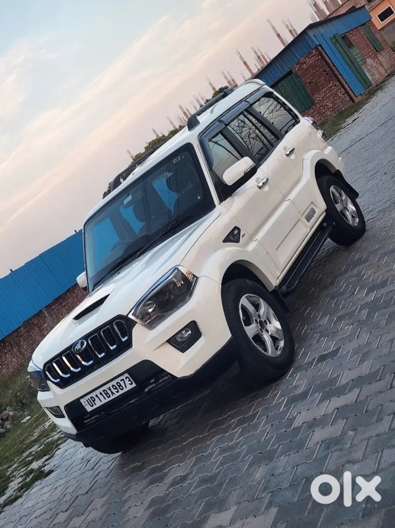 Mahindra Scorpio 2016 Petrol Manual