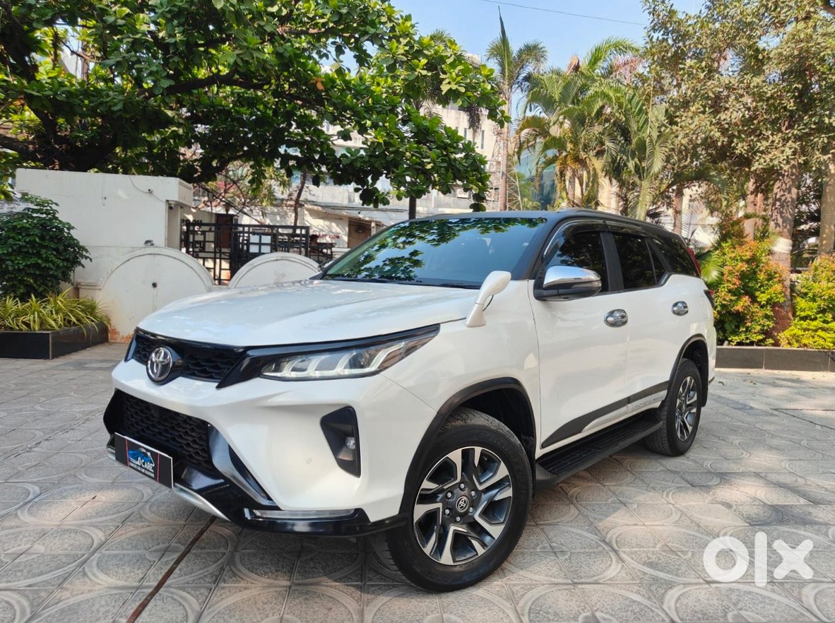 Toyota Legender 4x2 2025 - Urgent