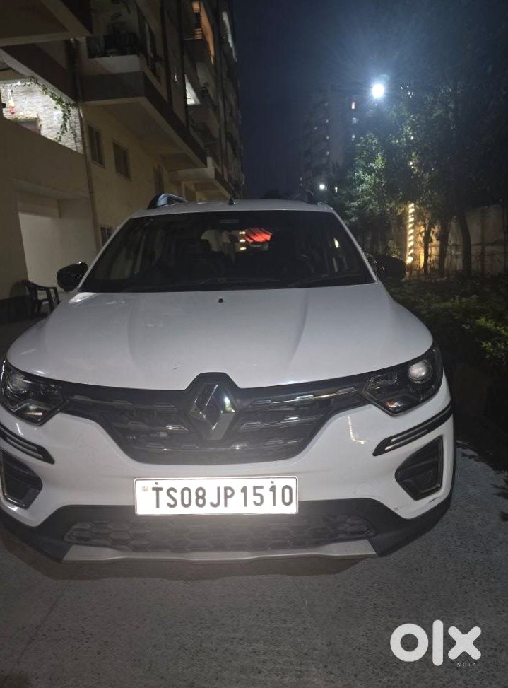 Renault Triber - Fresh Stock
