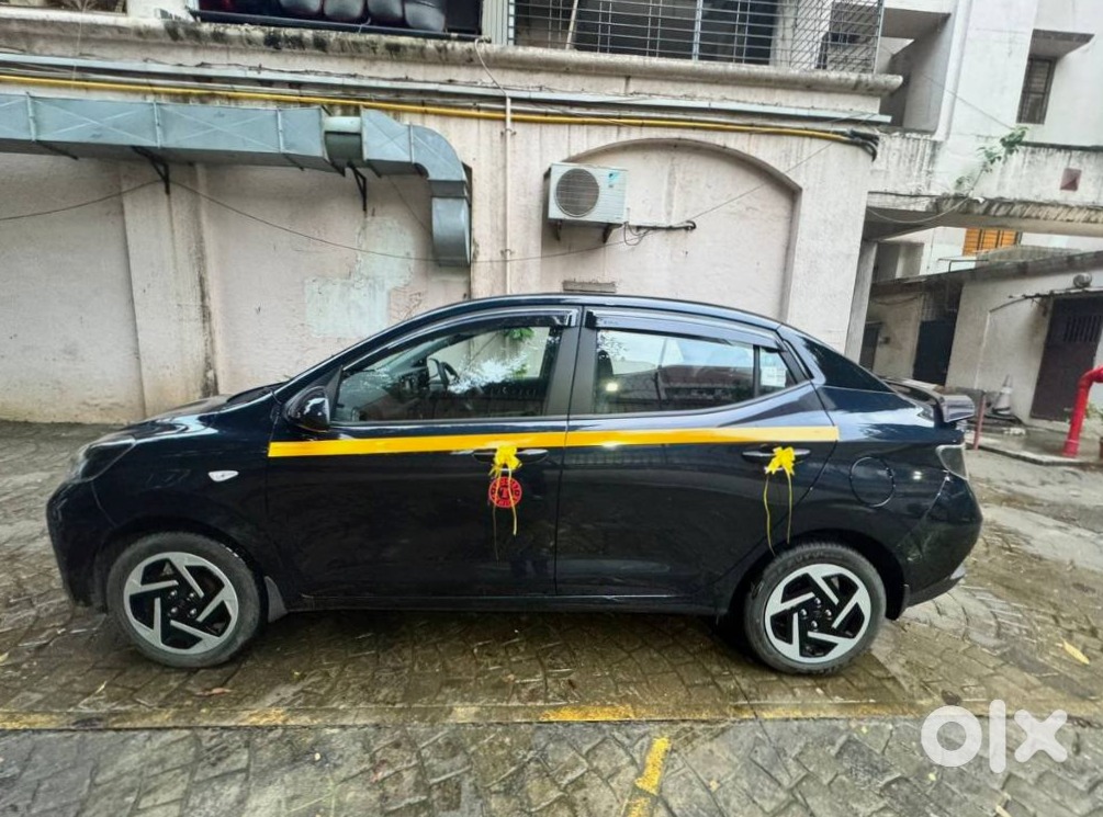 2024 Hyundai Aura Petrol Automatic