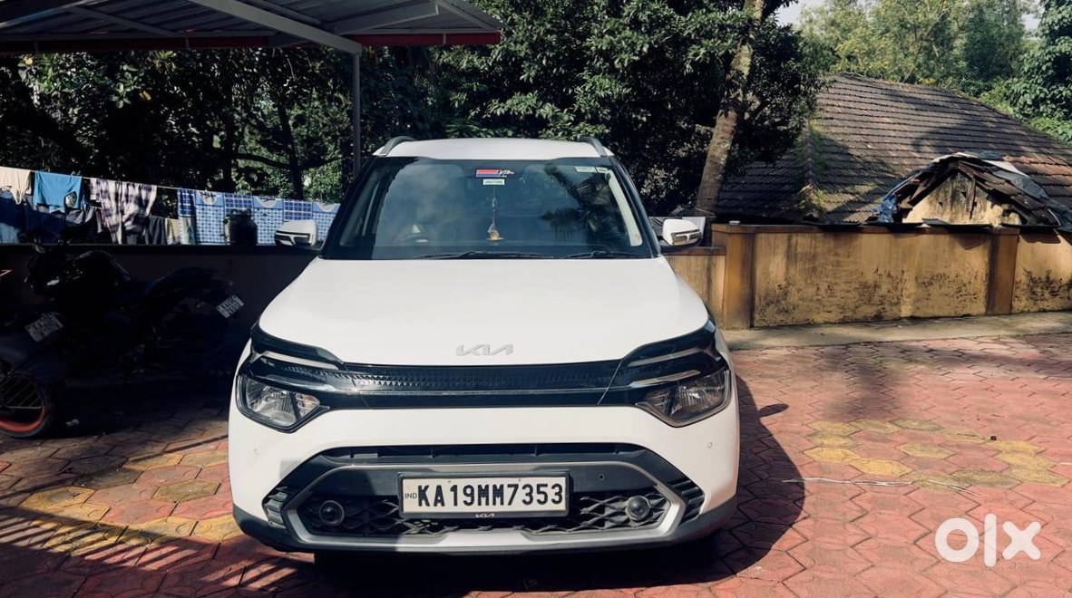 Kia Carens 2025 - Family Used