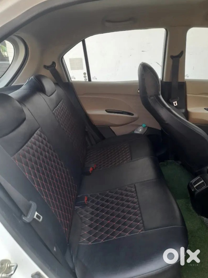 Hyundai Santro 2011 - Old Reliable