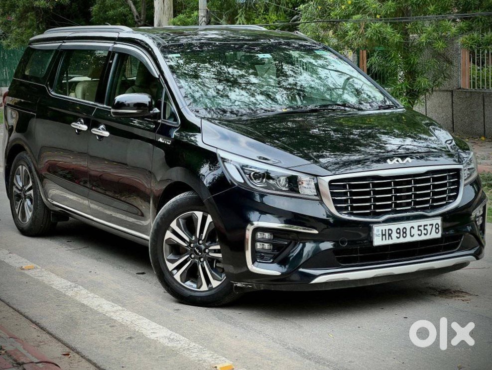 2020 Kia Carnival - Luxury Family Mpv