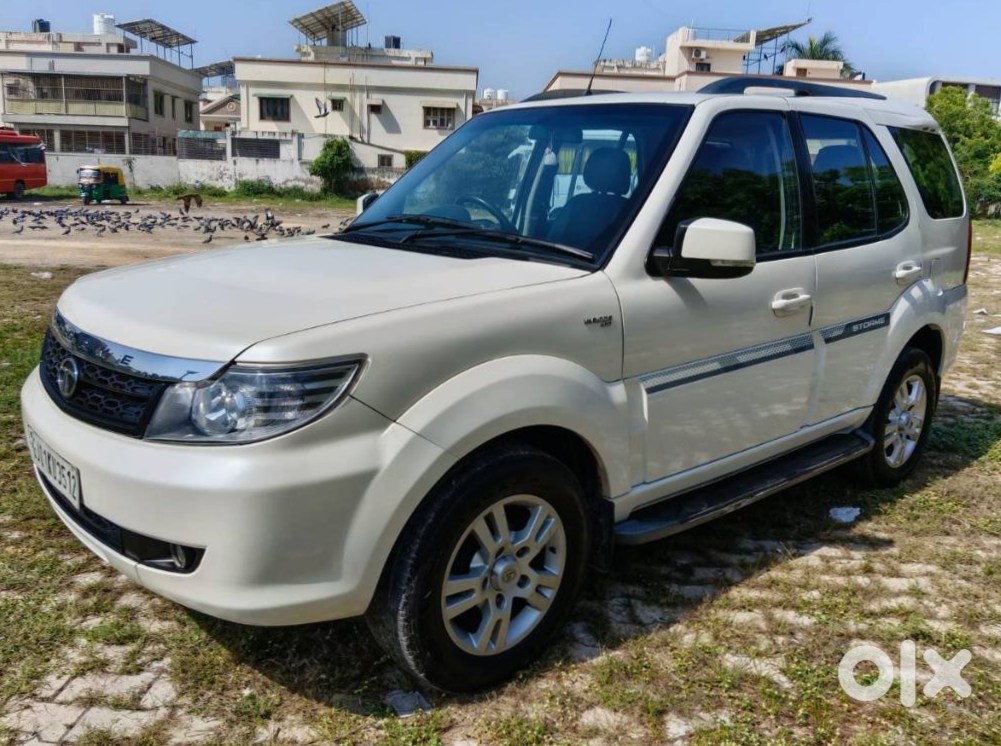 Tata Safari Storme Petrol Automatic