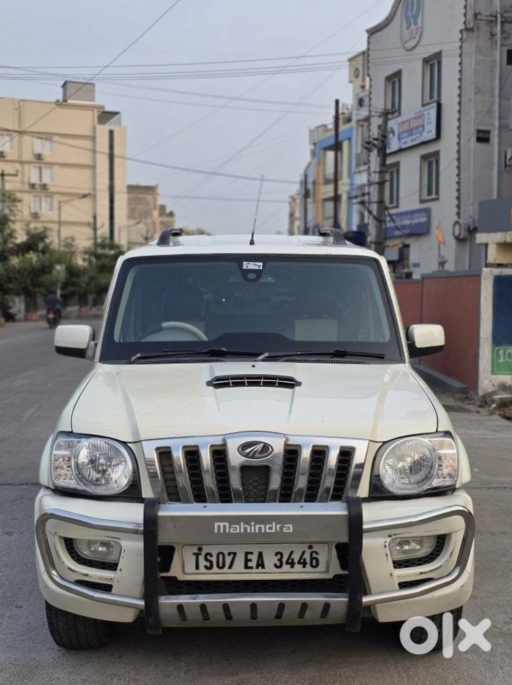Mahindra Scorpio 2021 Petrol