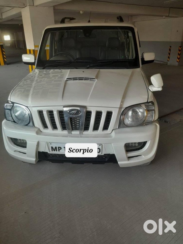 Mahindra Xuv500 2016 Petrol Automatic