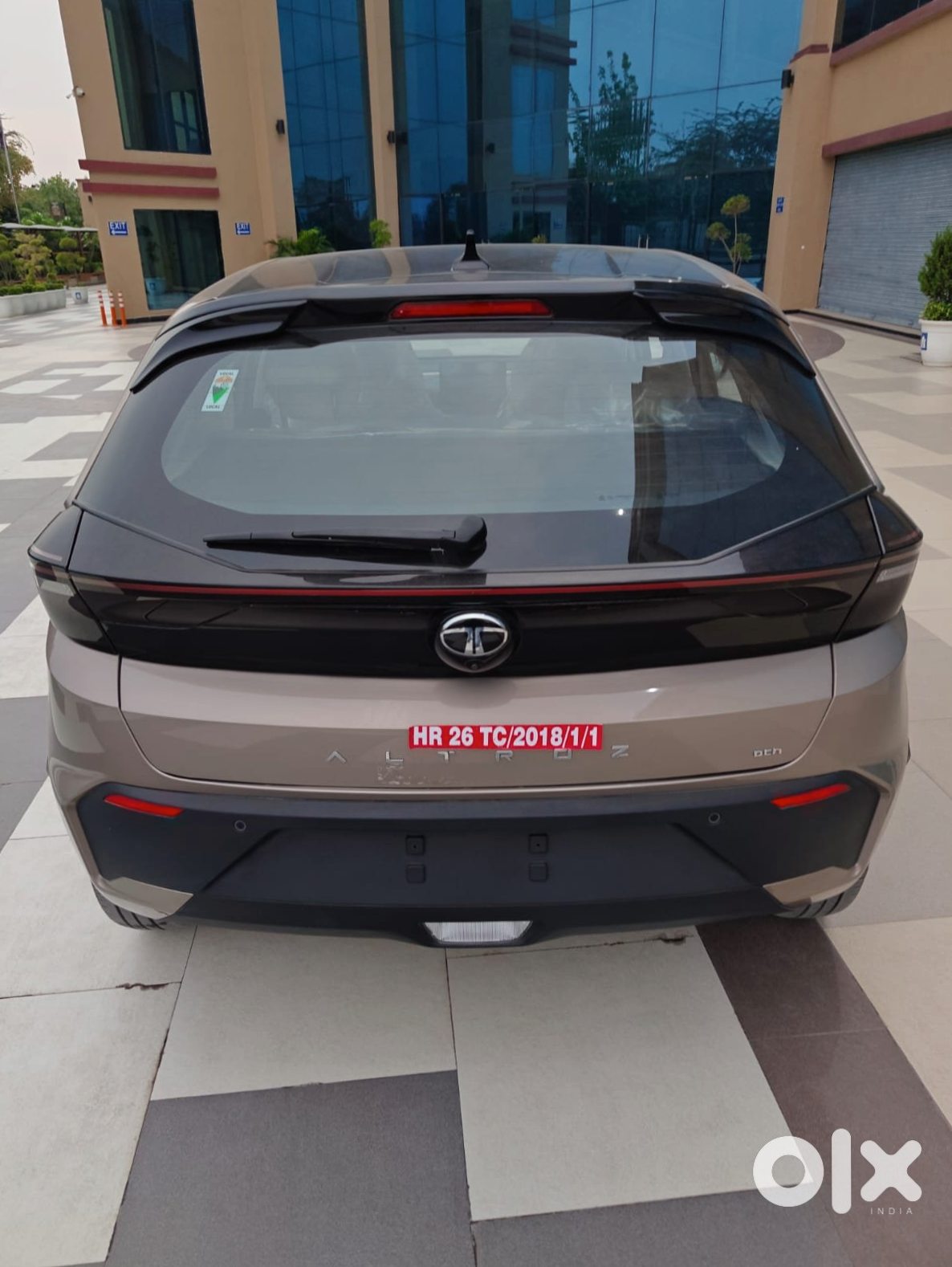 2025 Tata Altroz Diesel Automatic