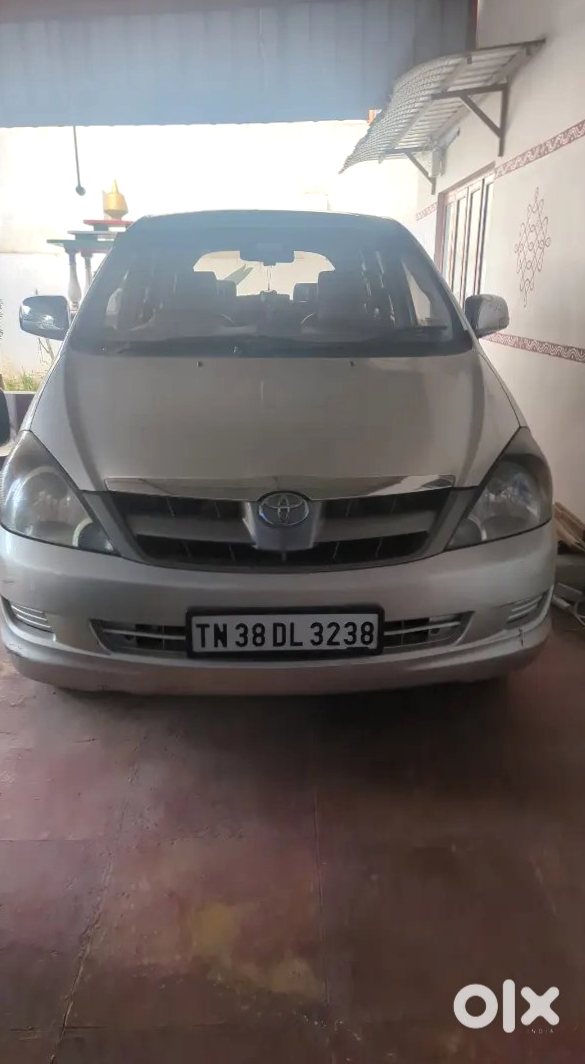 2014 Toyota Innova - Family Car