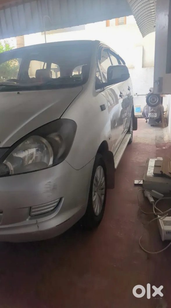 2014 Toyota Innova - Family Car