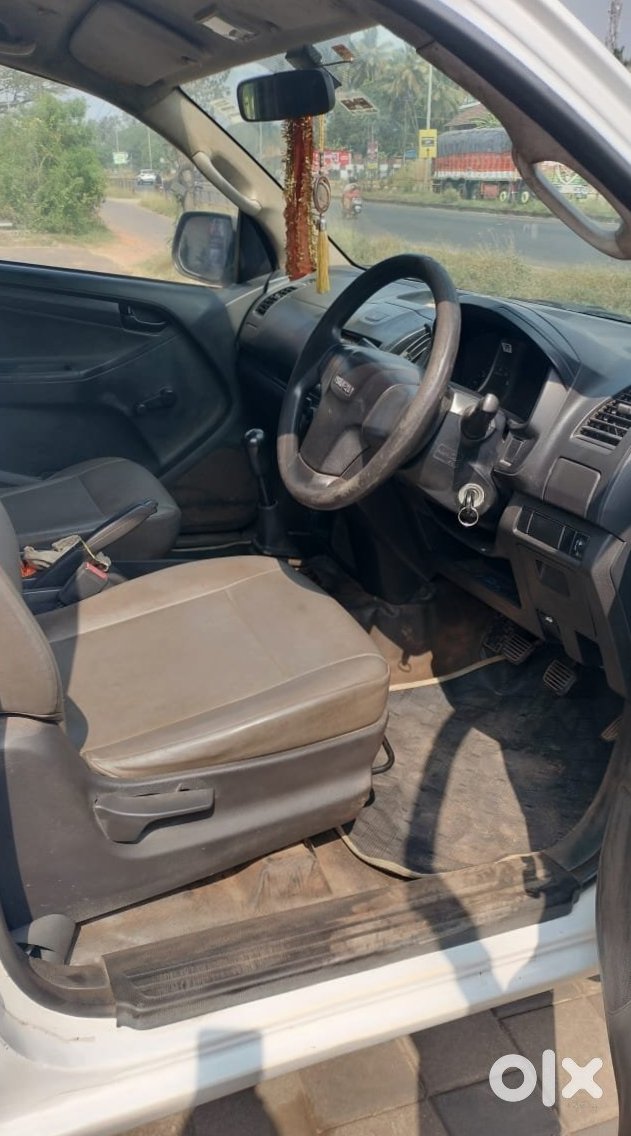 2020 Isuzu D-max Petrol Manual