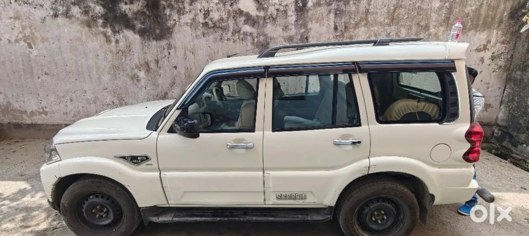 Mahindra Scorpio 2011 - Going Abroad