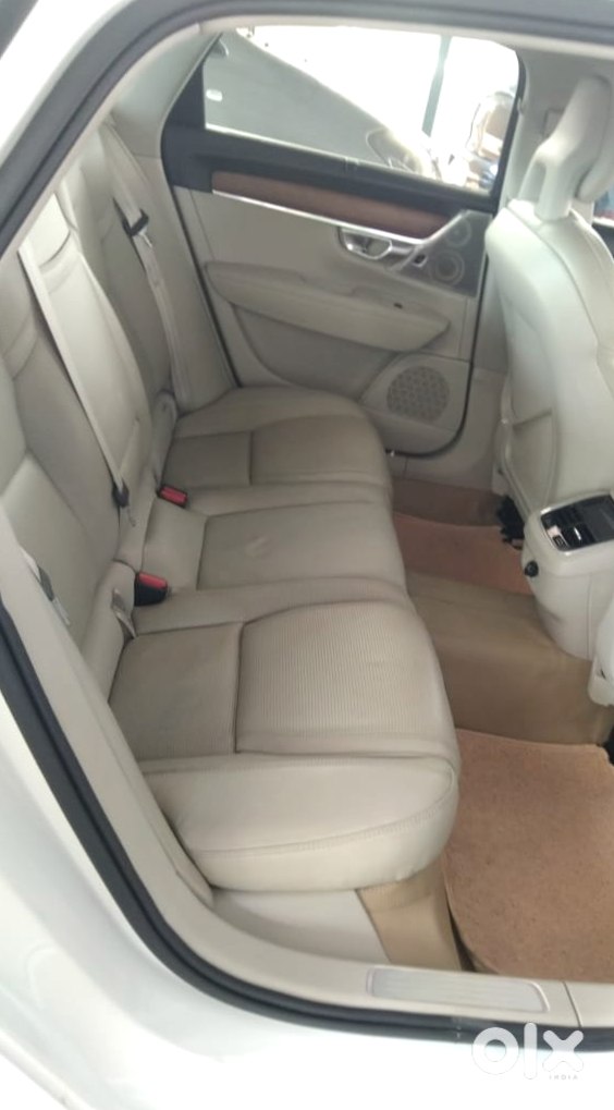 2019 Volvo S90 - Premium Diesel