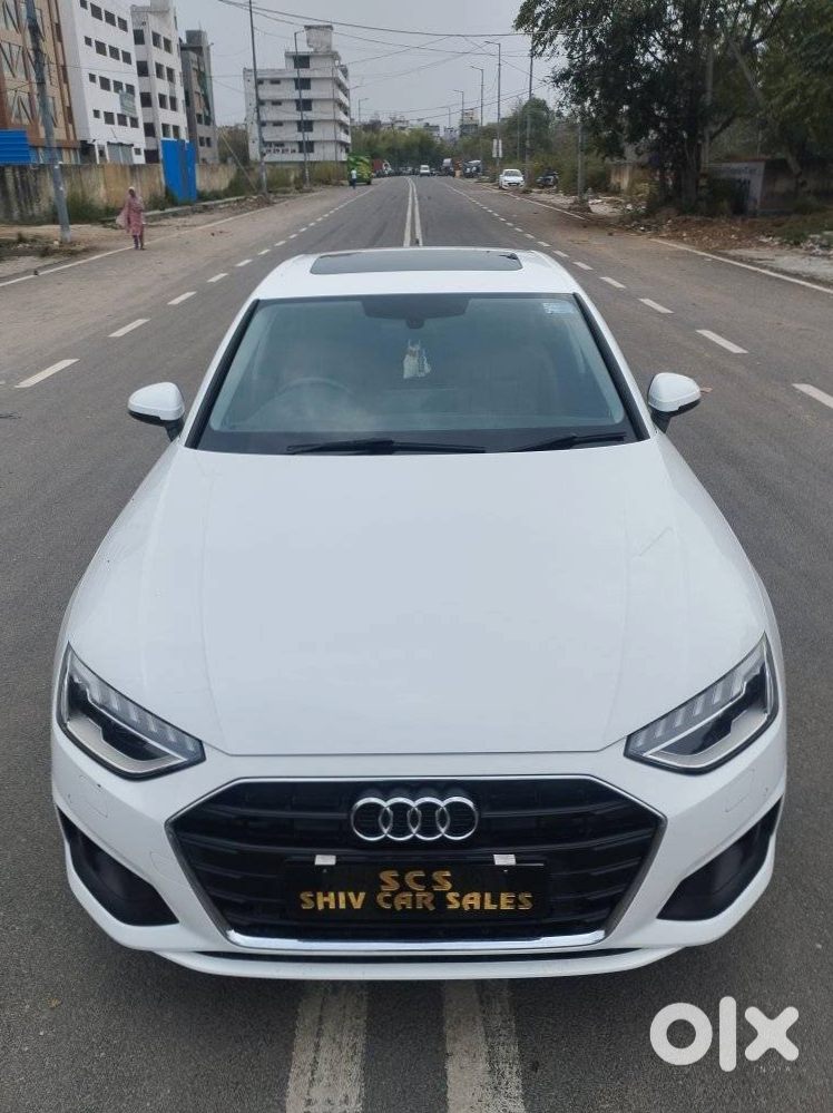 Premium Audi A4 2014