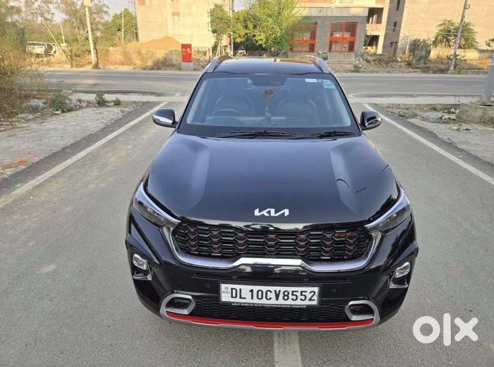 Kia Sonet Manual Petrol - Family Car
