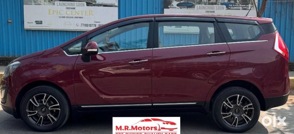 Mahindra Marazzo Family Car
