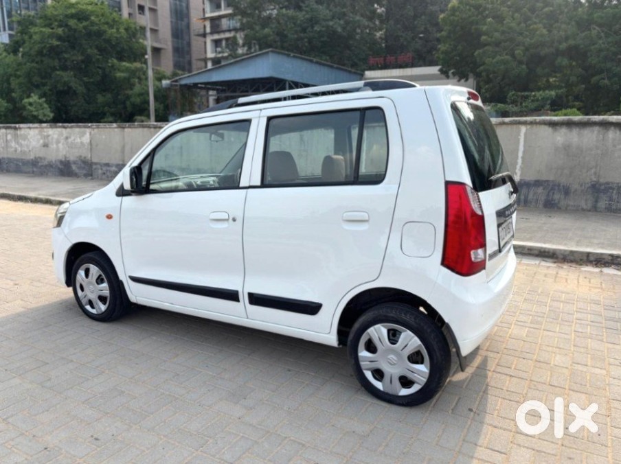 2015 Maruti Wagon R - Automatic Petrol