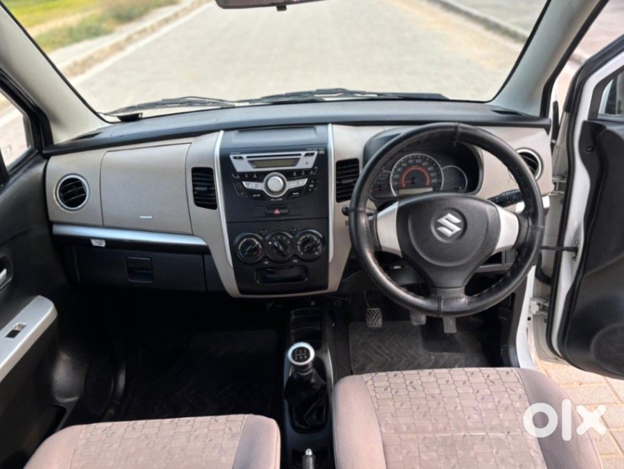 2015 Maruti Wagon R - Automatic Petrol