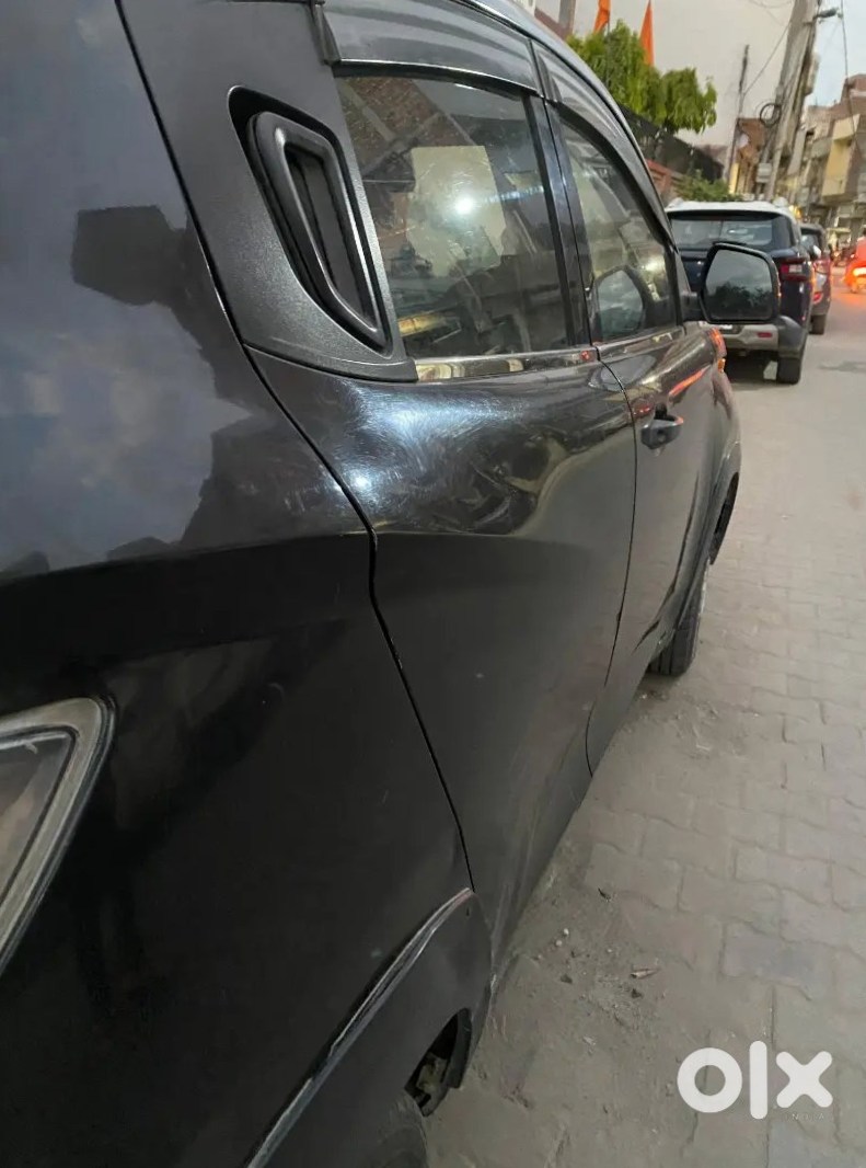 Mahindra Kuv100 Nxt - Family Car