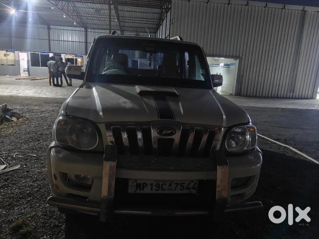 Mahindra Scorpio Classic 2012 Petrol Manual - Wife's Car