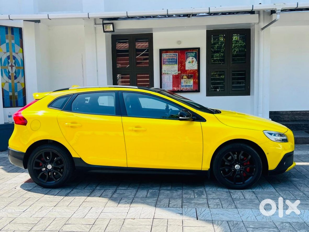 2015 Volvo V40 Cng Automatic - Katol Road