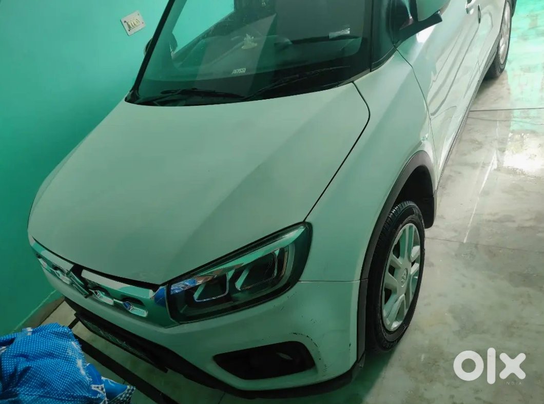 2024 Maruti Brezza Almost New